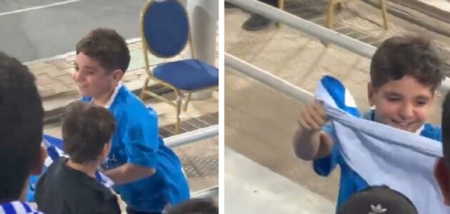 شاهد.. طفل هلالي يطير فرحًا بتيشيرت ميشيل