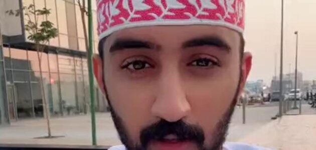 شاهد ماذا قال شاب عماني بعد استعادته محفظته المفقودة في مجمع تجاري بالخبر ؟