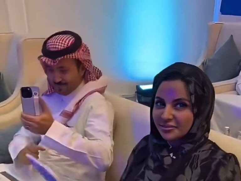 في مزاد علني بالرياض.. شاهد أماني الحنطي تشتري بلك سكني بهذا السعر