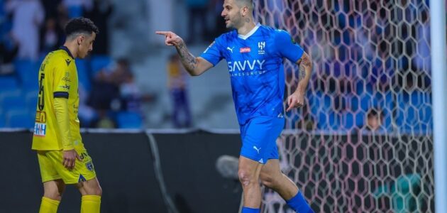 فيديو.. الهلال يسحق التعاون بثلاثية نظيفة ويتأهل لنصف نهائي كأس الملك