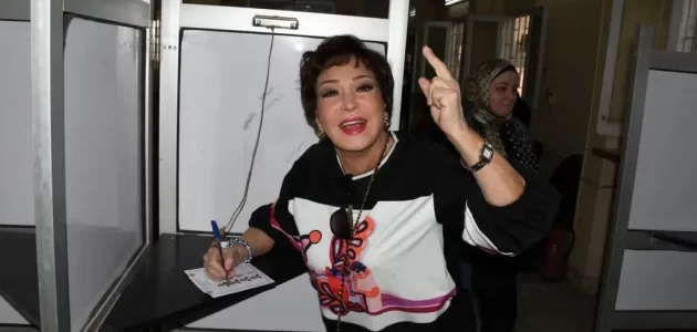 مقاضاة فنانة مصرية شهيرة صوتت مرتين بانتخابات الرئاسة