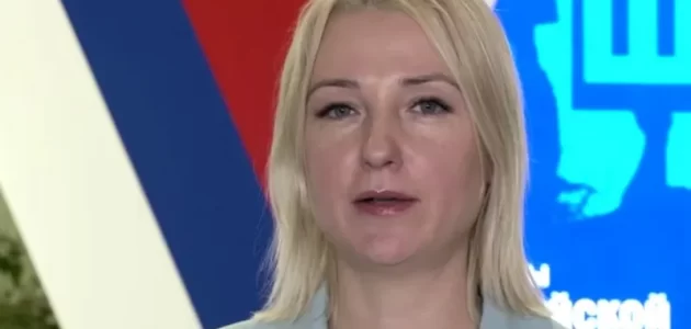 من هي إيكاترينا دونتسوفا منافسة بوتين في سباق الكرملين؟