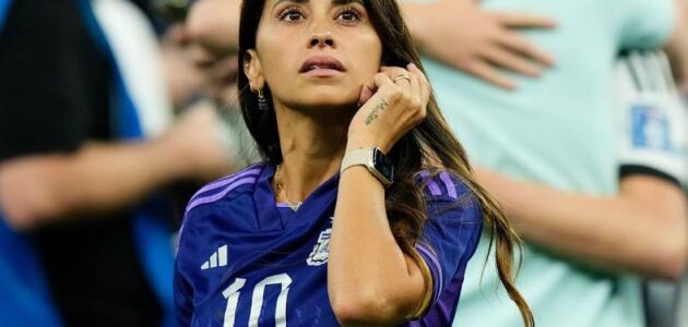 ميسي وغوميز يتعاركان بسبب إهانة زوجة ميسي