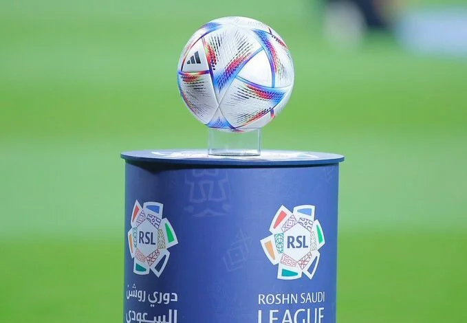 نجم برشلونة السابق مطلوب في دوري روشن