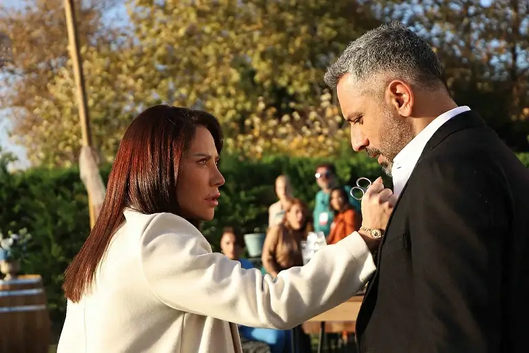 من هو والد سامر في مسلسل الخائن؟