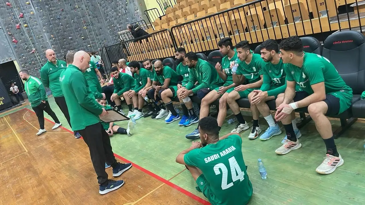 مشاهدة بث مباشر لمباراة السعودية والهند لكرة اليد في بطولة آسيا