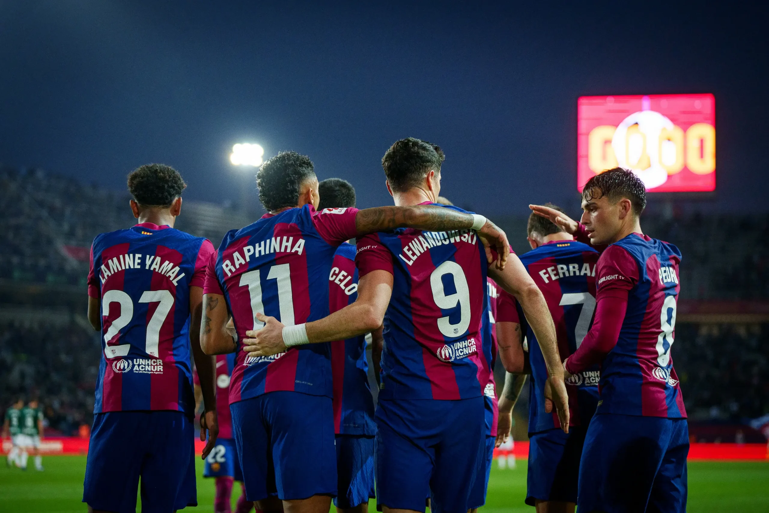 مشاهدة مباراة برشلونة وريال بيتيس بث مباشر على تويتر اليوم