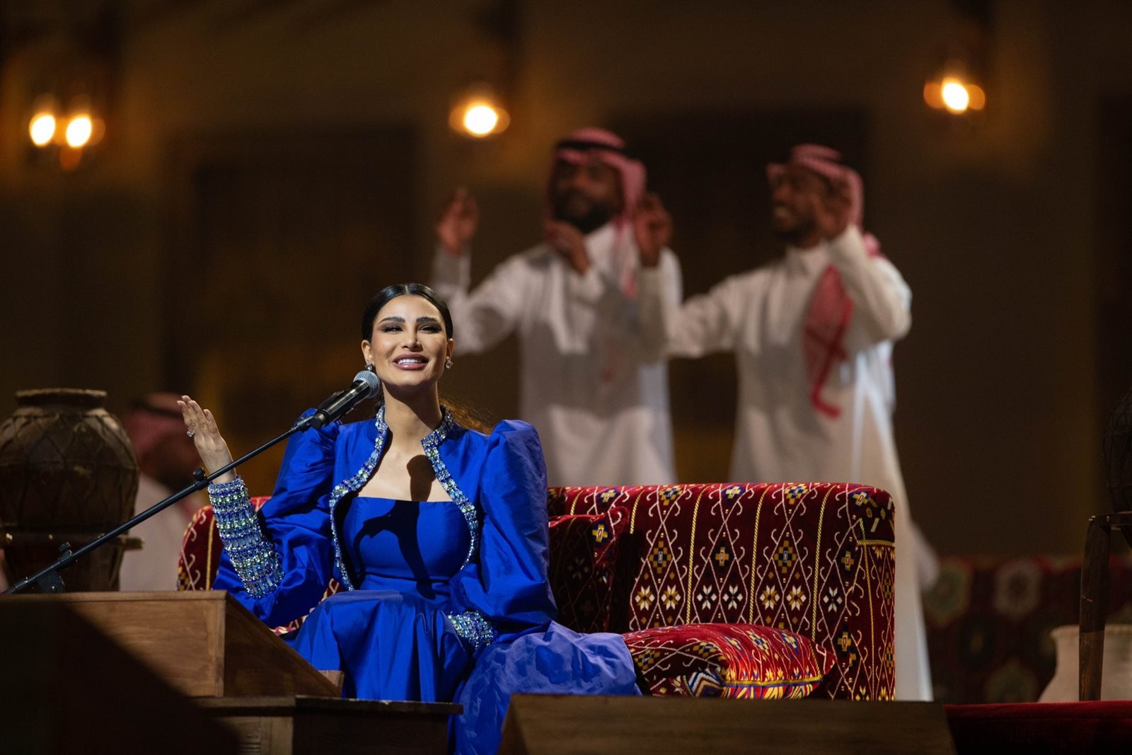 شاهد حفل أحلام وأميمة طالب بث مباشر في موسم الدرعية