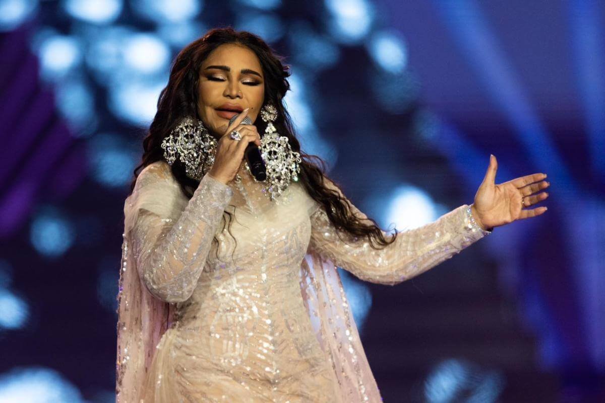 شاهد حفل أحلام وأميمة طالب بث مباشر في موسم الدرعية