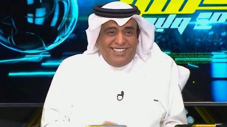 الفراج يرد على سؤال متابع حول معنى السيفين والنخلة في شعار الأهلي