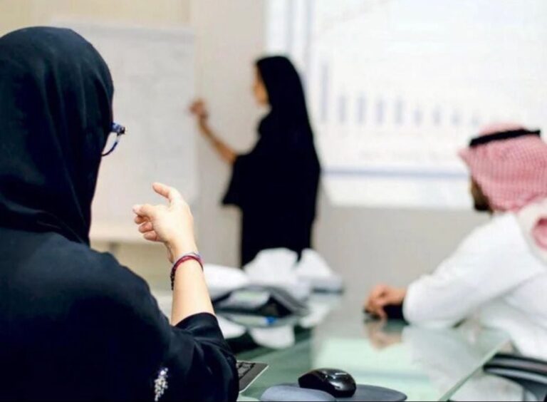 الوزراء يحدد عدد أيام عطلة العيدين للموظفين بالجهات الحكومية
