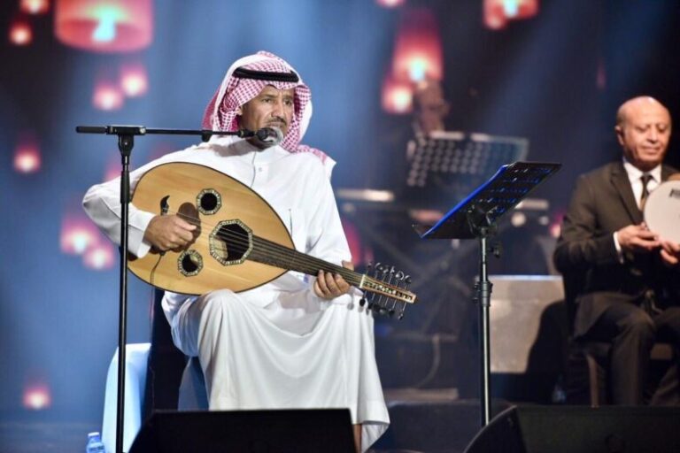 بث مباشر مشاهدة حفل خالد عبد الرحمن مهرجان القمم الدولي