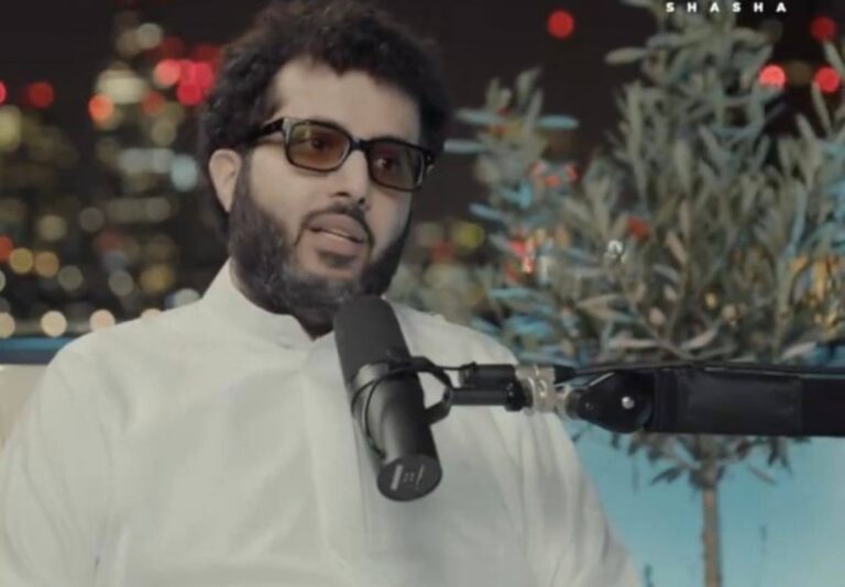 تركي آل الشيخ يروي جانبا من طفولته ويكشف سبب ضرب والدته له في بيت خواله