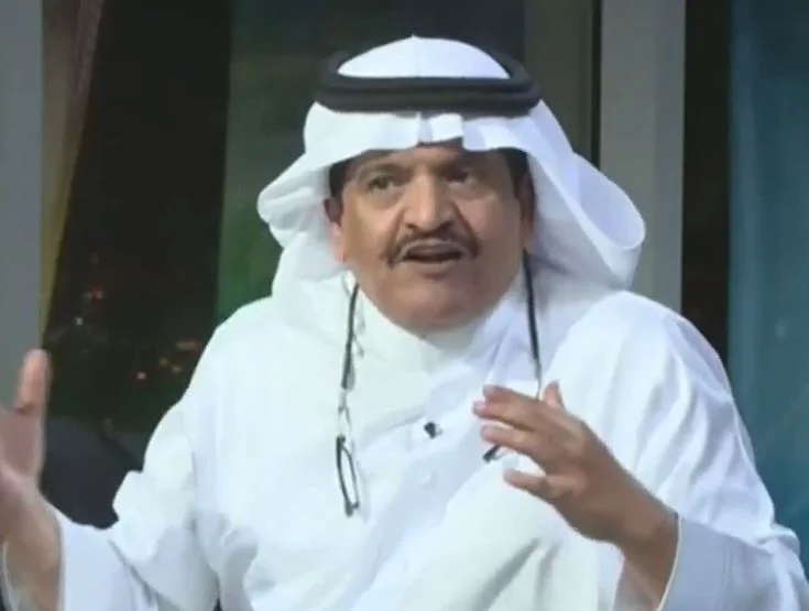 جستنيه يفتح النار على رئيس نادي الكوكب: فاشل قدم استقالتك