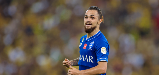 حسم مصير محترف الهلال