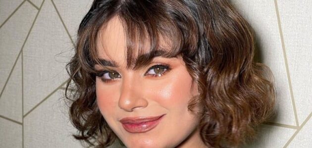 شاهد شاهد التيك توكر سارة مهند تتسوق مع حارسين شخصيين في أحد المولات وتثير الجدل