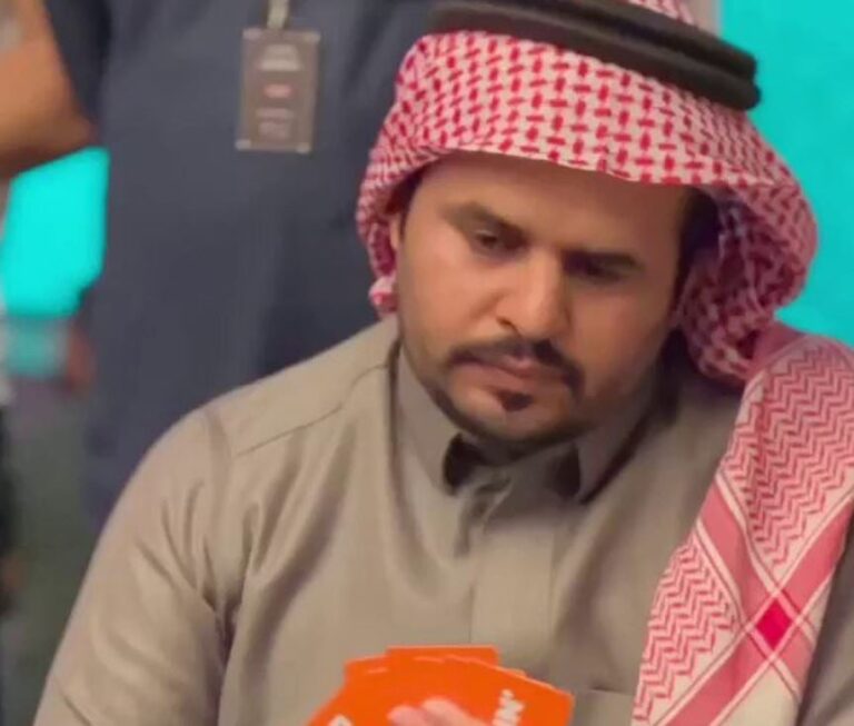 فيديو.. توأم يفوز ببطولة البلوت في موسم الرياض ويحصد جائزة قيمتها 50 ألف ريال