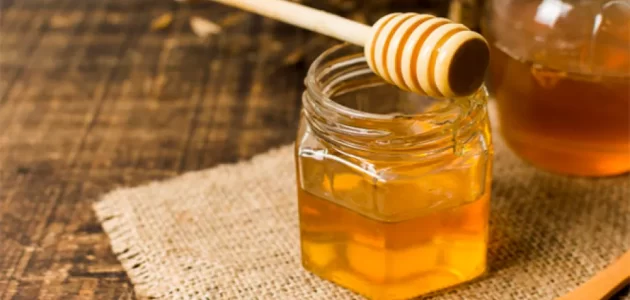 فيديو.. خبير العسل عبد المجيد الزوير يكشف مفاجأة عن العسل المفيد للجسم