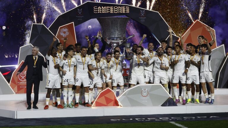 فيديو.. ريال مدريد يتوج بكأس السوبر الإسباني للمرة الـ13 بعد فوز ساحق على برشلونة