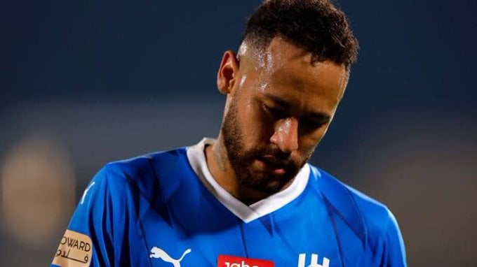 فيديو.. نيمار يرد على الشائعات حول زيادة وزنه ويثير الجدل