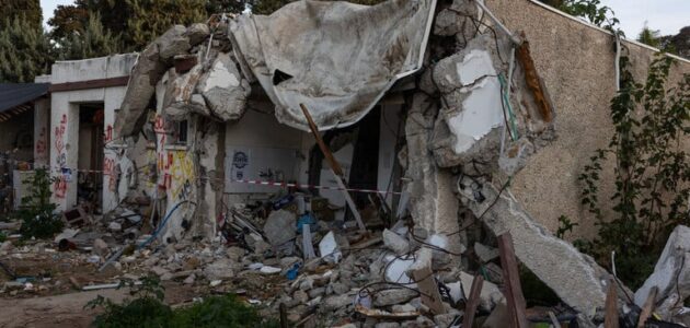 محادثة بين جندي إسرائيلي ووالده تكشف مفجأة بشأن تدريبات حماس قبل أيام من 7 أكتوبر