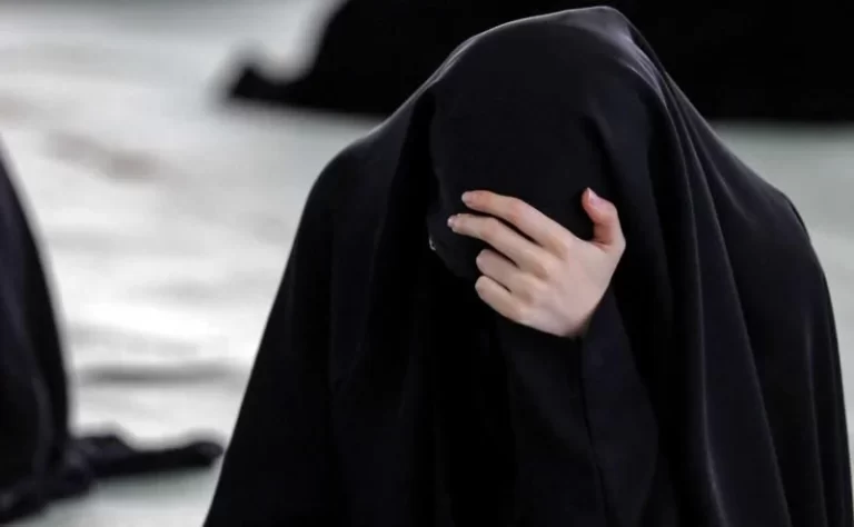 محكمة في المدينة تحسم قضية نسب فتاة سعودية لوالدها بعدما رفض الاعتراف بها 19 عاما