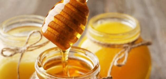 هكذا يُصنع العسل المغشوش.. شاهد الفيديو واحذر شراؤه