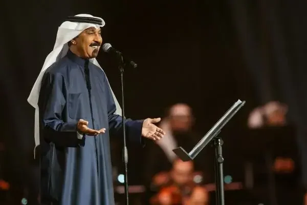 شاهد البث المباشر لحفل عبدالله الرويشد في مهرجان فبراير الكويت اليوم