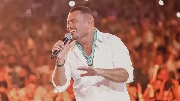 شاهد البث المباشر لحفل عمرو دياب على شاطئ جدة