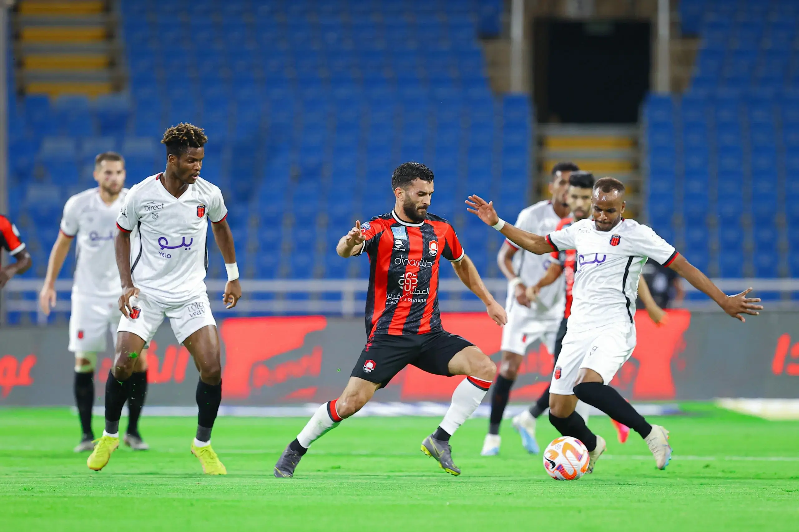 مشاهدة مباراة الرياض والرائد تويتر بث مباشر على القنوات الناقلة لدوري الروشان السعودي