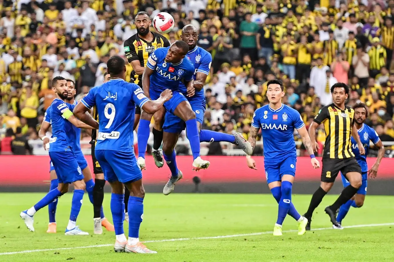 موعد مباراة الهلال والاتحاد في دوري الروشن والقنوات الناقلة