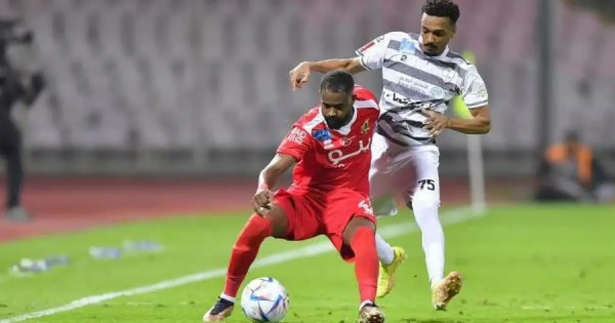 مباراة الوحدة والطائي