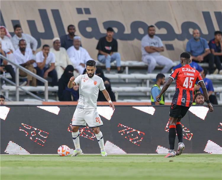 مشاهدة مباراة الرائد والفيحاء بث مباشر في دوري الروشن