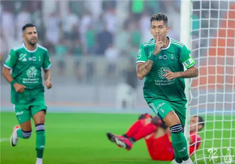 مباراة الاهلي والوحدة