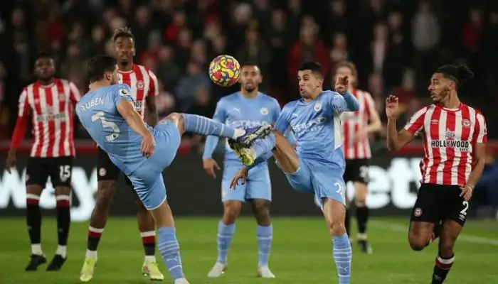 مباراة مانشستر سيتي وبرينتفورد في الدوري الإنجليزي... بث مباشر