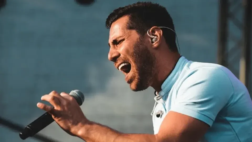 احجز من هنا... تذاكر حفل عزيز مرقة في موسم الرياض