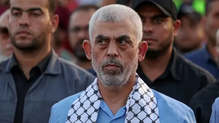 إسرائيل تعرض السماح لرئيس حماس السنوار بالخروج إلى المنفى بشرط