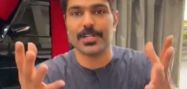 تلقى هدية سيارة مرسيدس بقيمة تجاوزت المليون ريال -فيديو