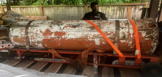 جيران تعثر على صاروخ حربي يُستخدم لحمل رأس نووي في منزل بأمريكا