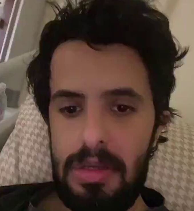 شاب يروي تفاصيل معاناته مع مرضه.. ويثير تعاطف كبير على مواقع التواصل