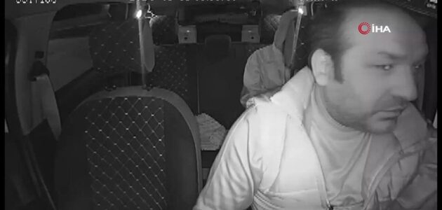 شاهد راكب يُطلق النار على سائق سيارة أجرة ببرود لا يصدق