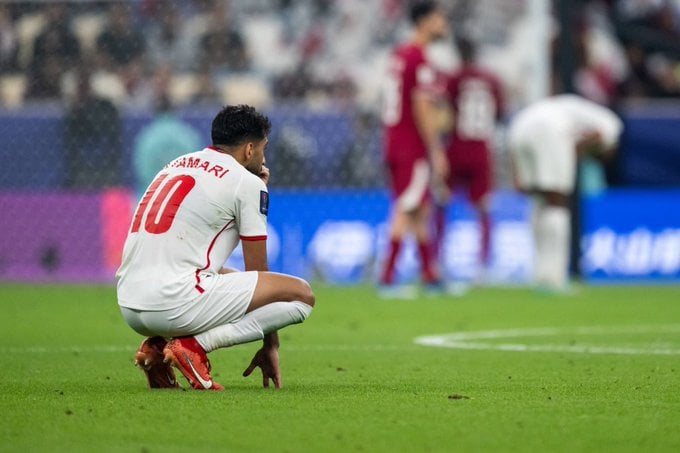 شاهد.. موسى التعمري نجم منتخب الأردن ينهار في البكاء بعد خسارة نهائي كأس آسيا أمام قطر