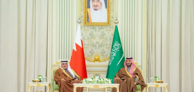 صور.. ولي العهد ونظيره البحريني يترأسان اجتماعًا هامًا لتعزيز التعاون الثنائي