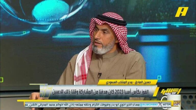 مدير المنتخب السعودي يُعلق على رواتب مدربي دوري روشن وينفي حدوث مشكلة بين اللاعبين -فيديو