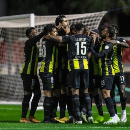 موعد مباراة الاتحاد والرياض في الدوري السعودي والقنوات الناقلة والمعلقين