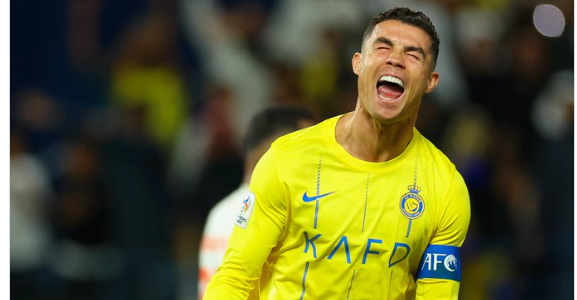 يا لها من ليلة.. رونالدو يحتفل بالفوز على الفيحاء والتأهل لربع نهائي أبطال آسيا