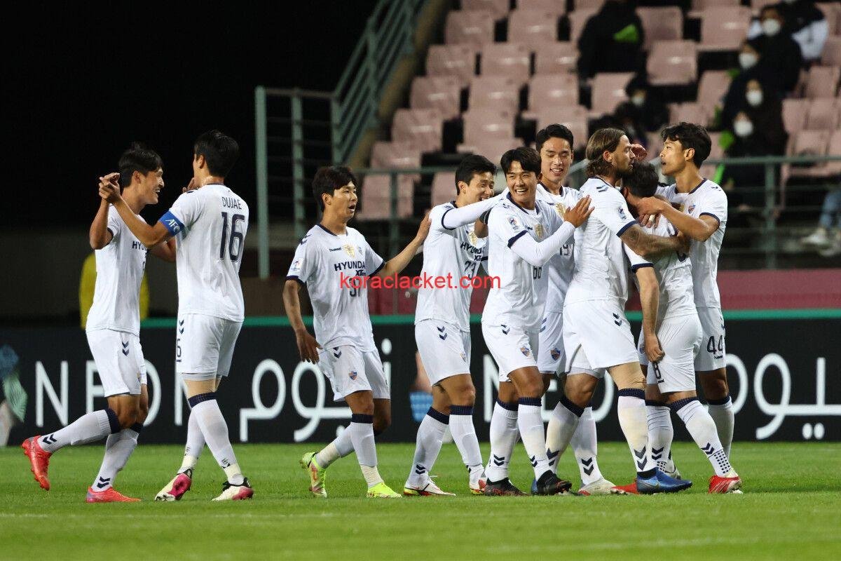 مشاهدة مباراة جيونبوك وأولسان هيونداي بث مباشر في دوري أبطال آسيا